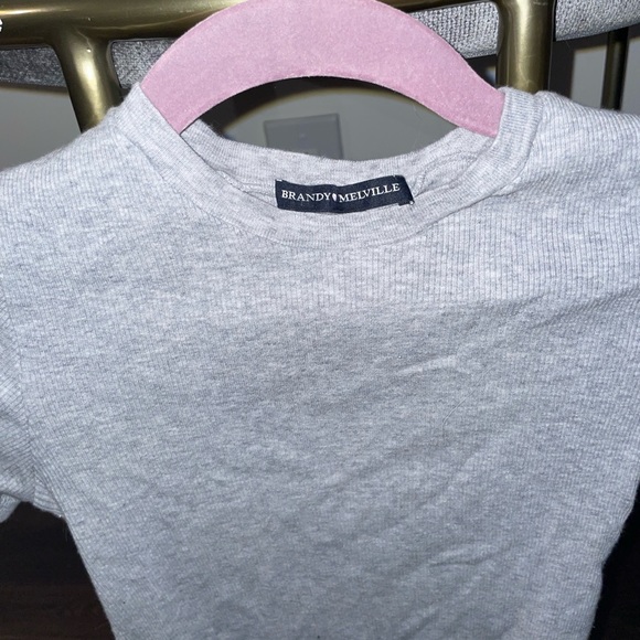 Grey rib Brandy Melville cropped short sleeve - Picture 2 of 3